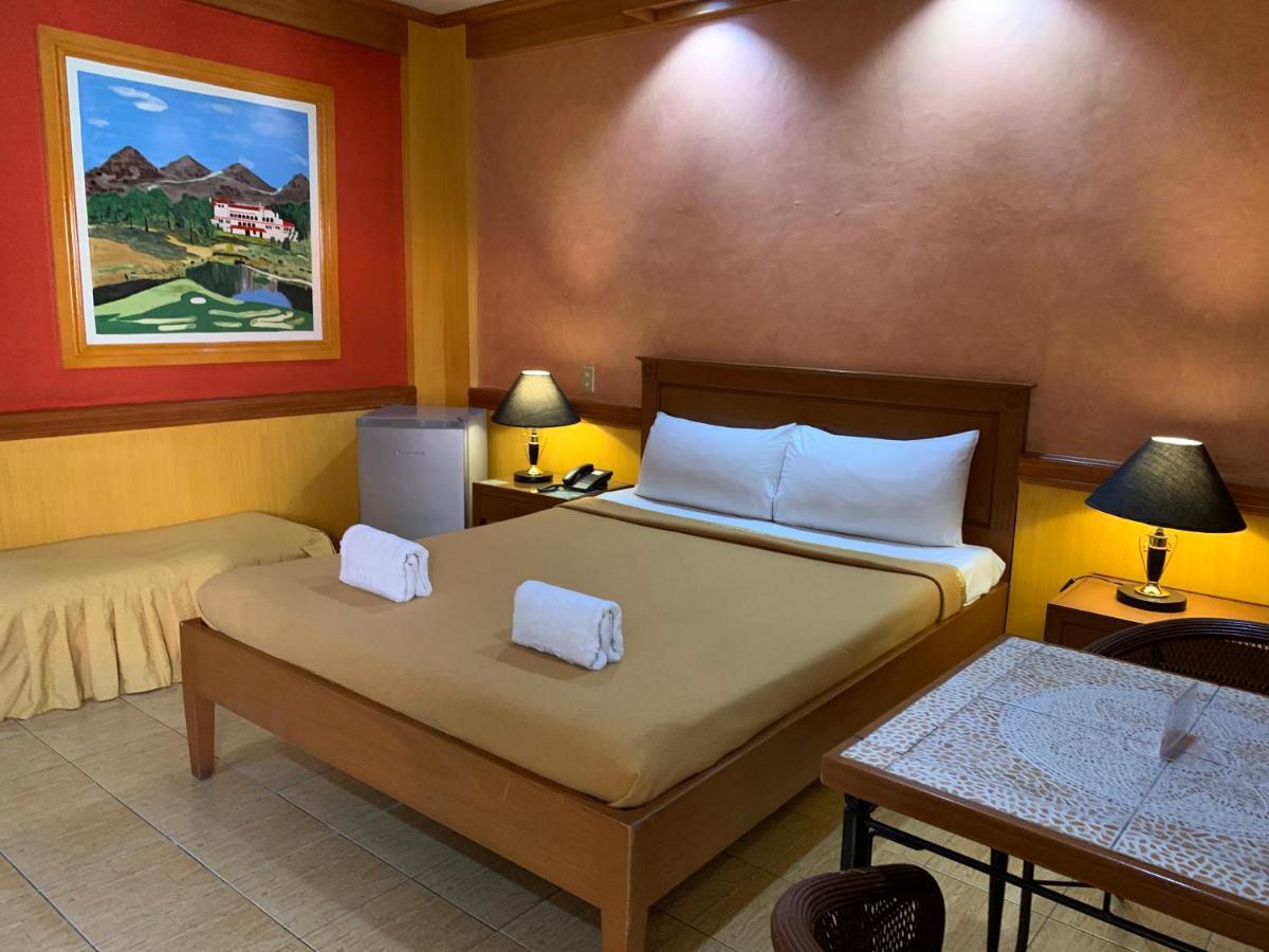 La Maja Rica Hotel Tarlac City Exteriör bild