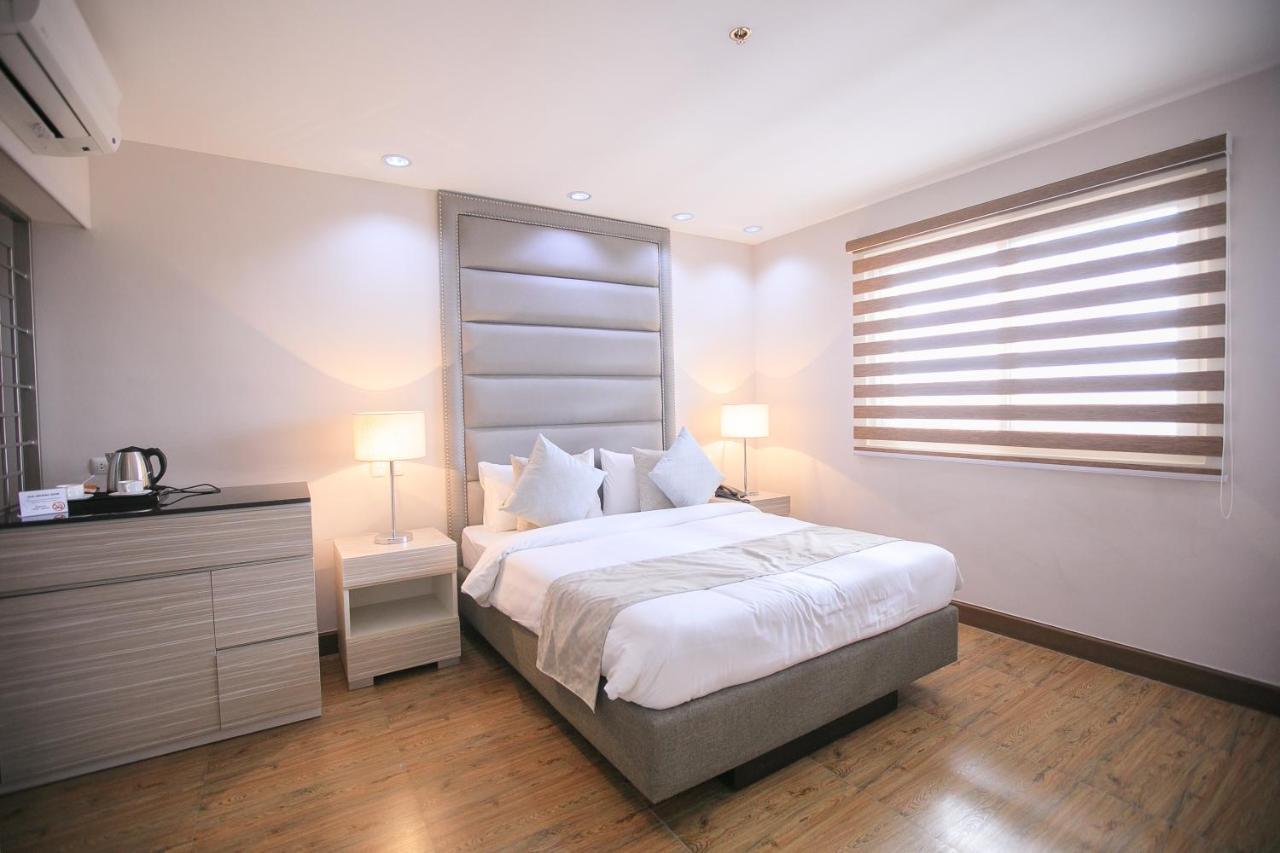 La Maja Rica Hotel Tarlac City Exteriör bild